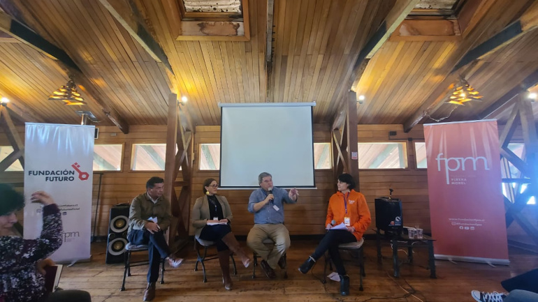 Director del colegio Nocedal participa en el segundo “Encuentro nacional de directores de Liceos Bicentenario”